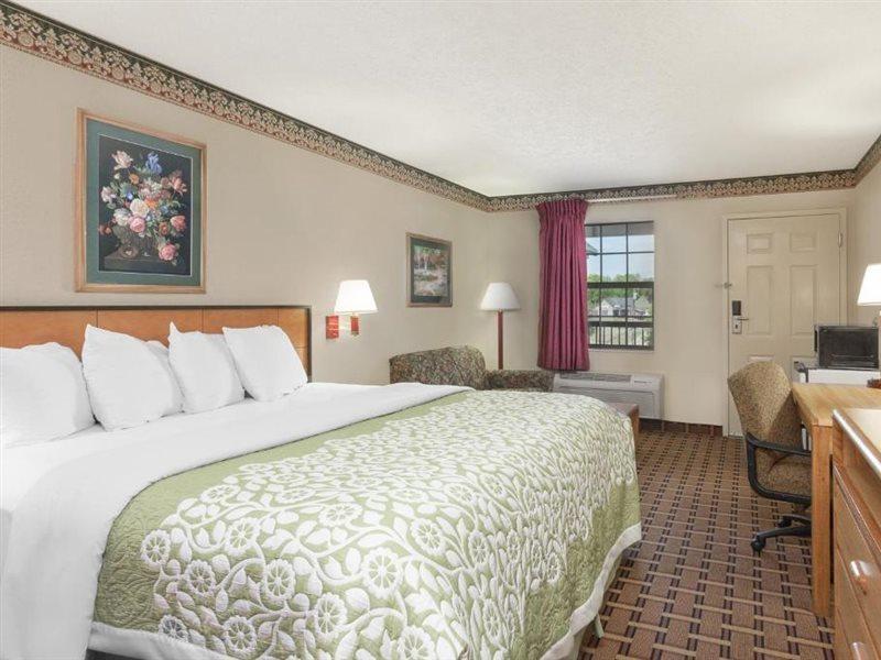 Days Inn By Wyndham Lexington Extérieur photo