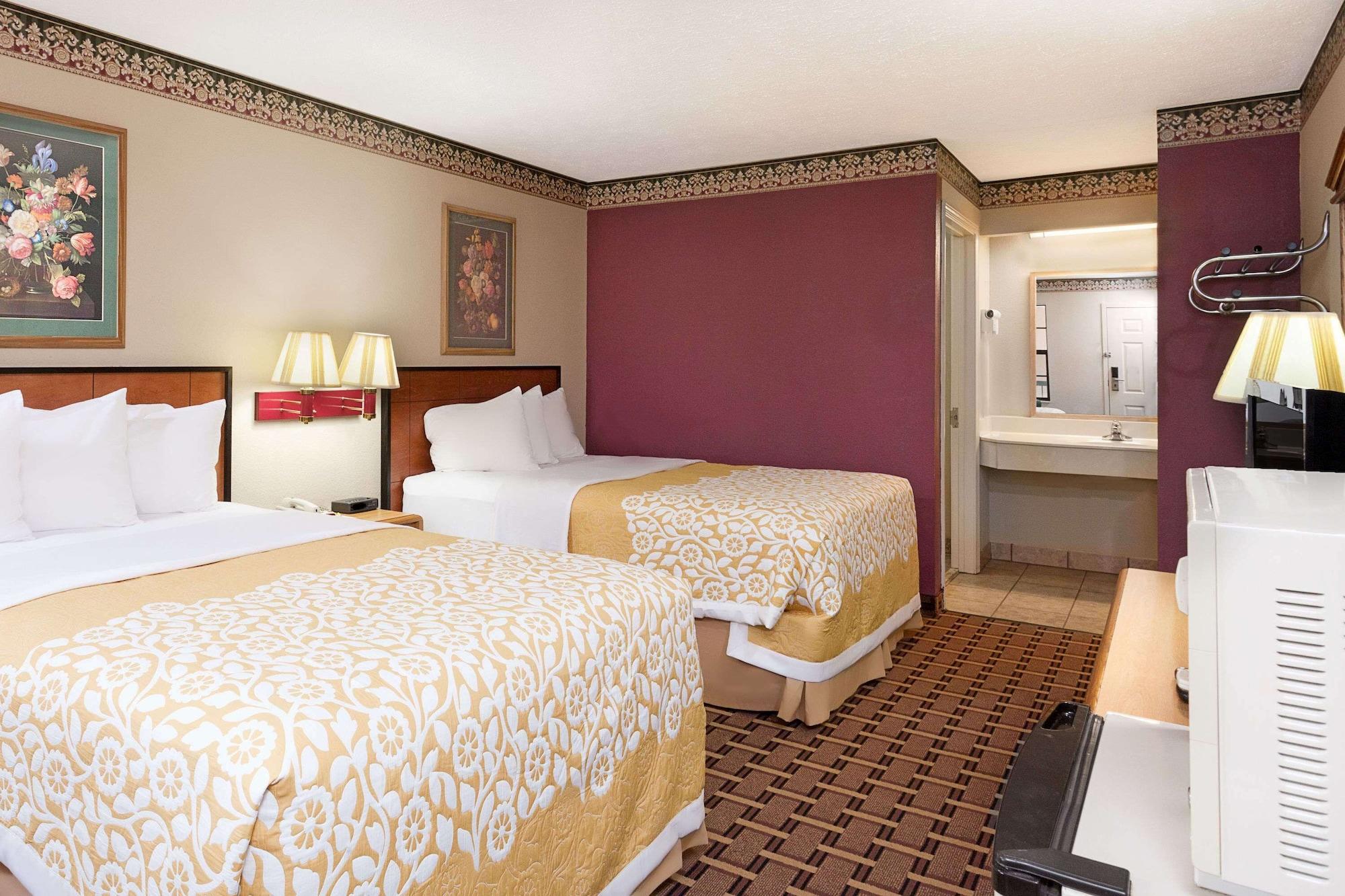Days Inn By Wyndham Lexington Extérieur photo