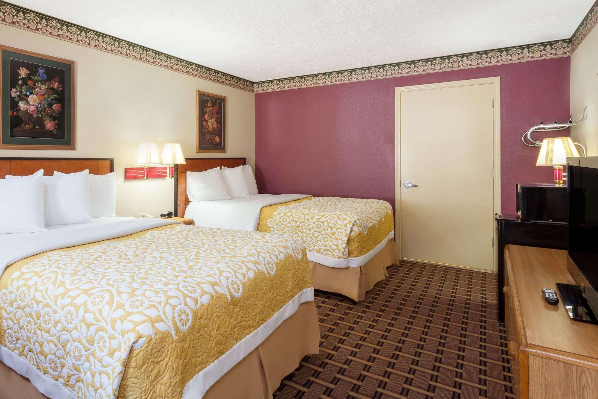 Days Inn By Wyndham Lexington Extérieur photo