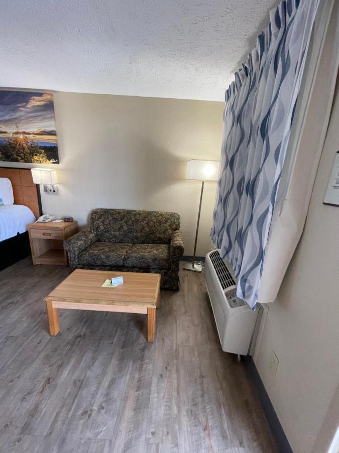 Days Inn By Wyndham Lexington Extérieur photo