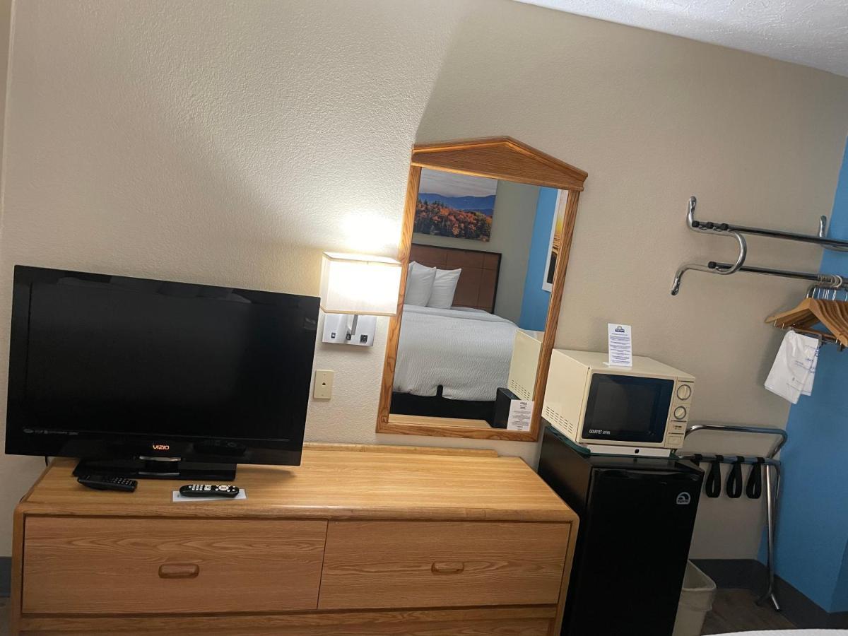 Days Inn By Wyndham Lexington Extérieur photo