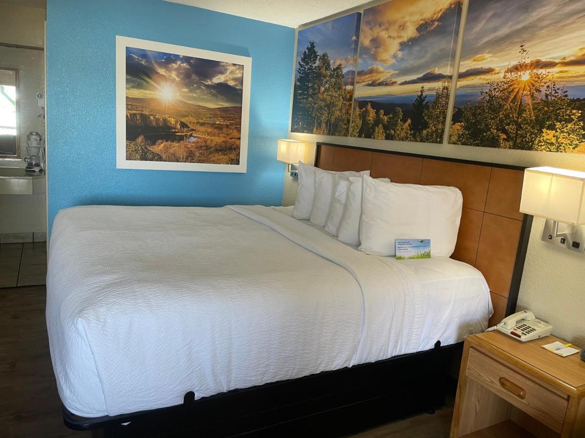 Days Inn By Wyndham Lexington Extérieur photo