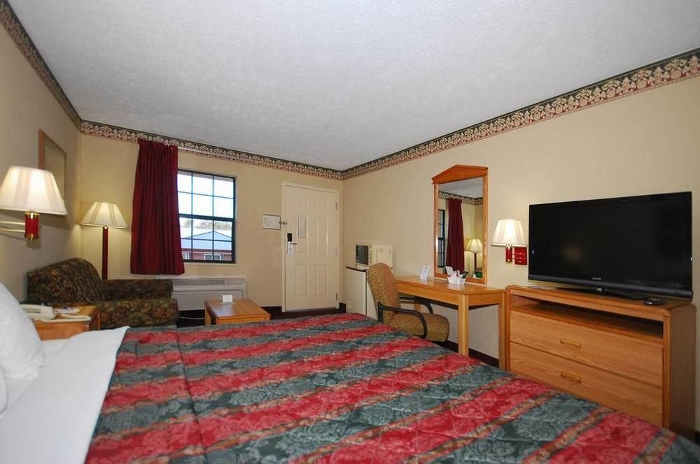 Days Inn By Wyndham Lexington Extérieur photo
